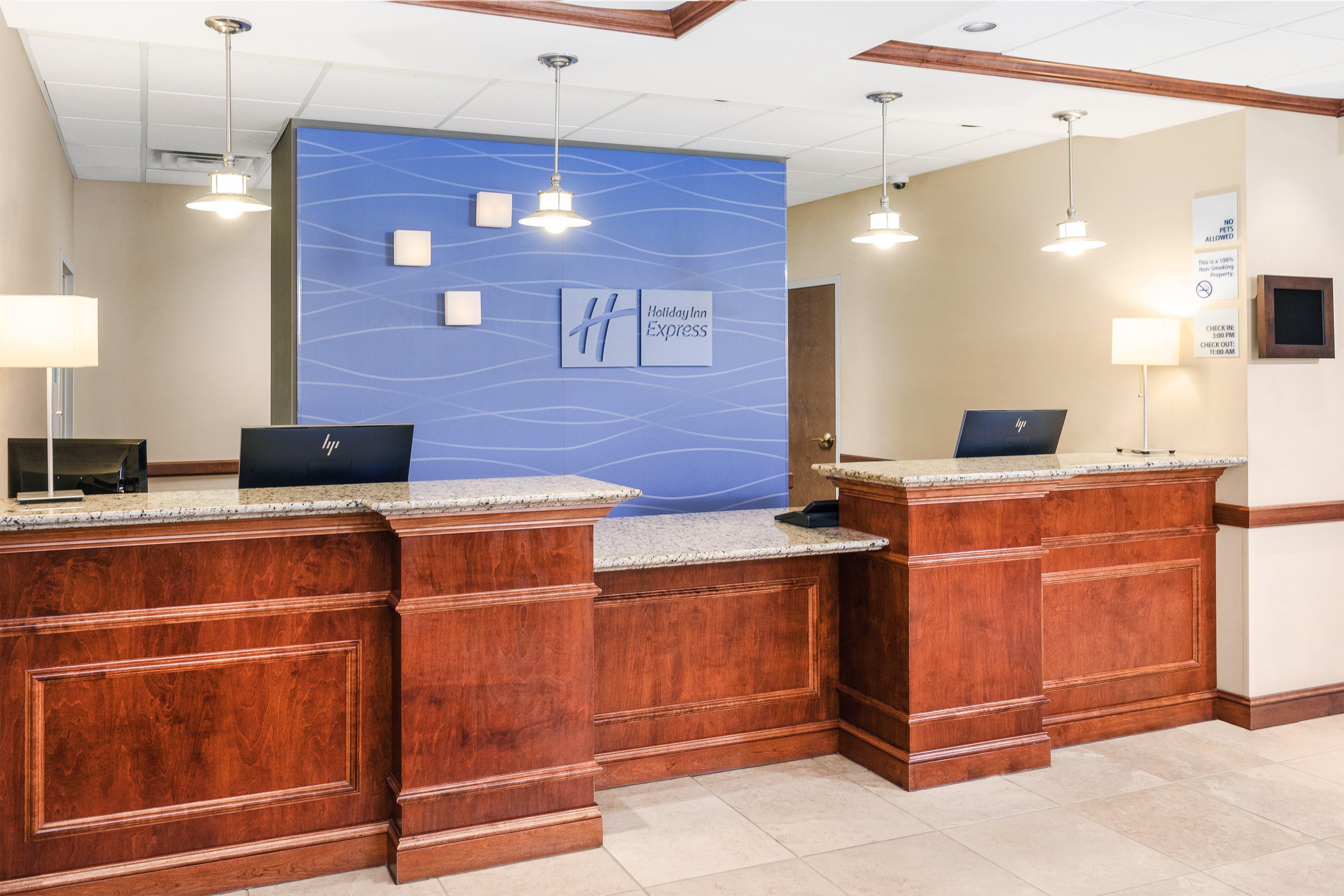 Holiday Inn Express Hotel & Suites Hampton South-Seabrook By Ihg Exterior photo